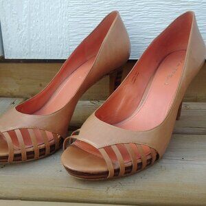 Via Spiga real leather tan orange heels cutout details size 10